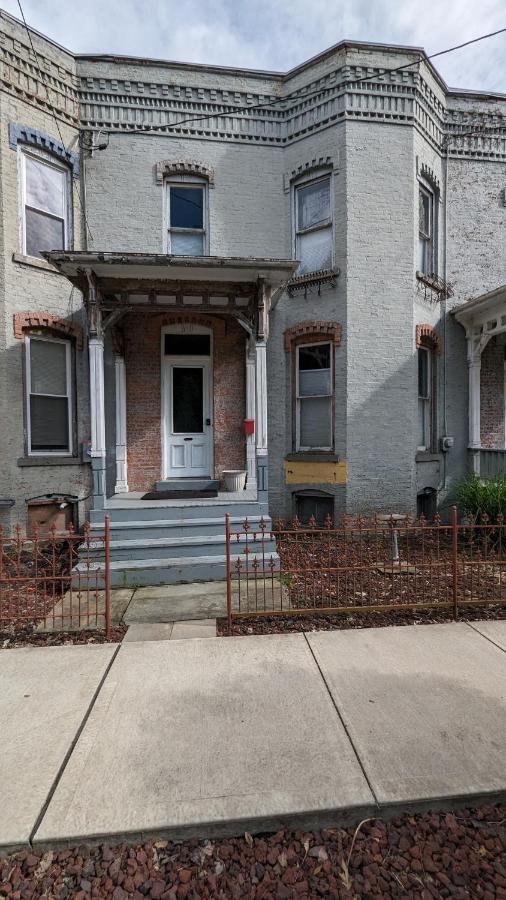 Historic Row House Elmira
